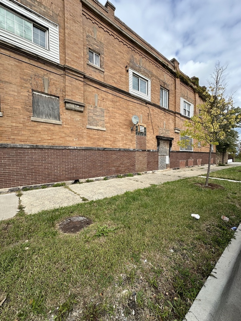 1659 South Pulaski Road Chicago, IL 60623 - Photo 3 of 8