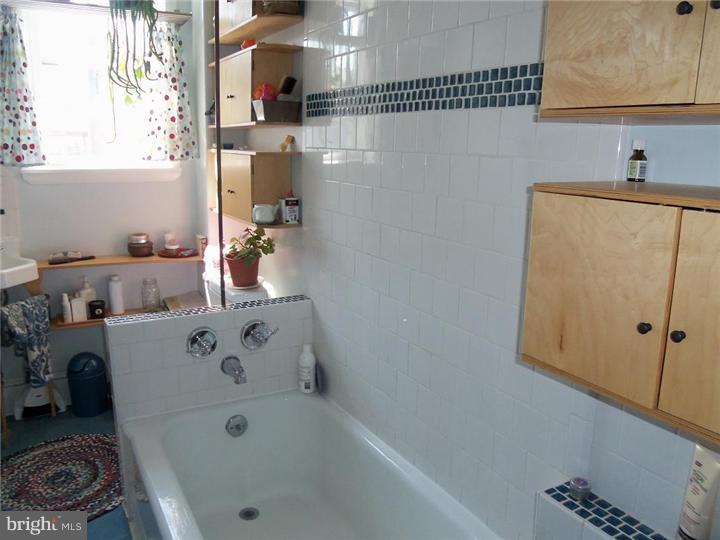 469 Ripka Street Philadelphia, PA 19128 - Photo 12 of 16