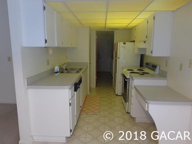 2858 Southwest 39th Avenue Gainesville, FL 32608 - Photo 3 of 7