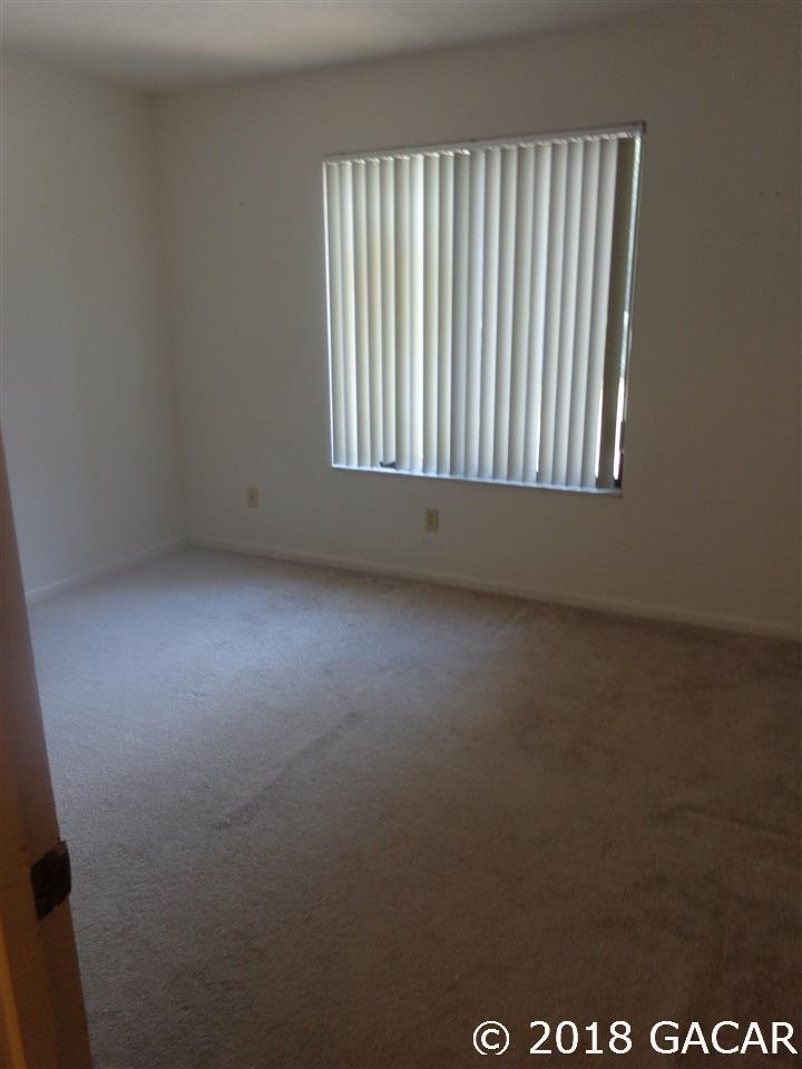 2858 Southwest 39th Avenue Gainesville, FL 32608 - Photo 5 of 7