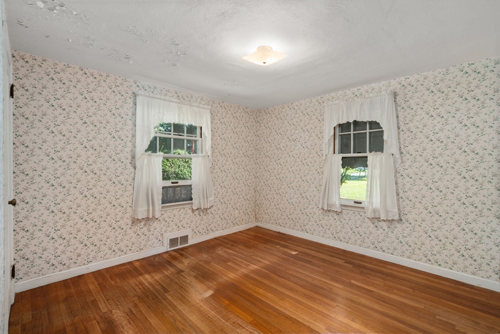 69 Mohawk Drive Springfield, MA 01129 - Photo 12 of 42 Gallery Image 12