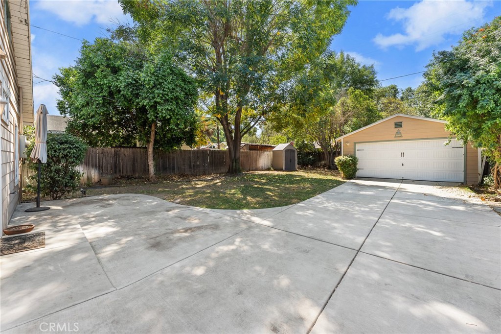 4390 Edgewood Place Riverside, CA 92506 - Photo 22 of 32 a view of a backyard of the house