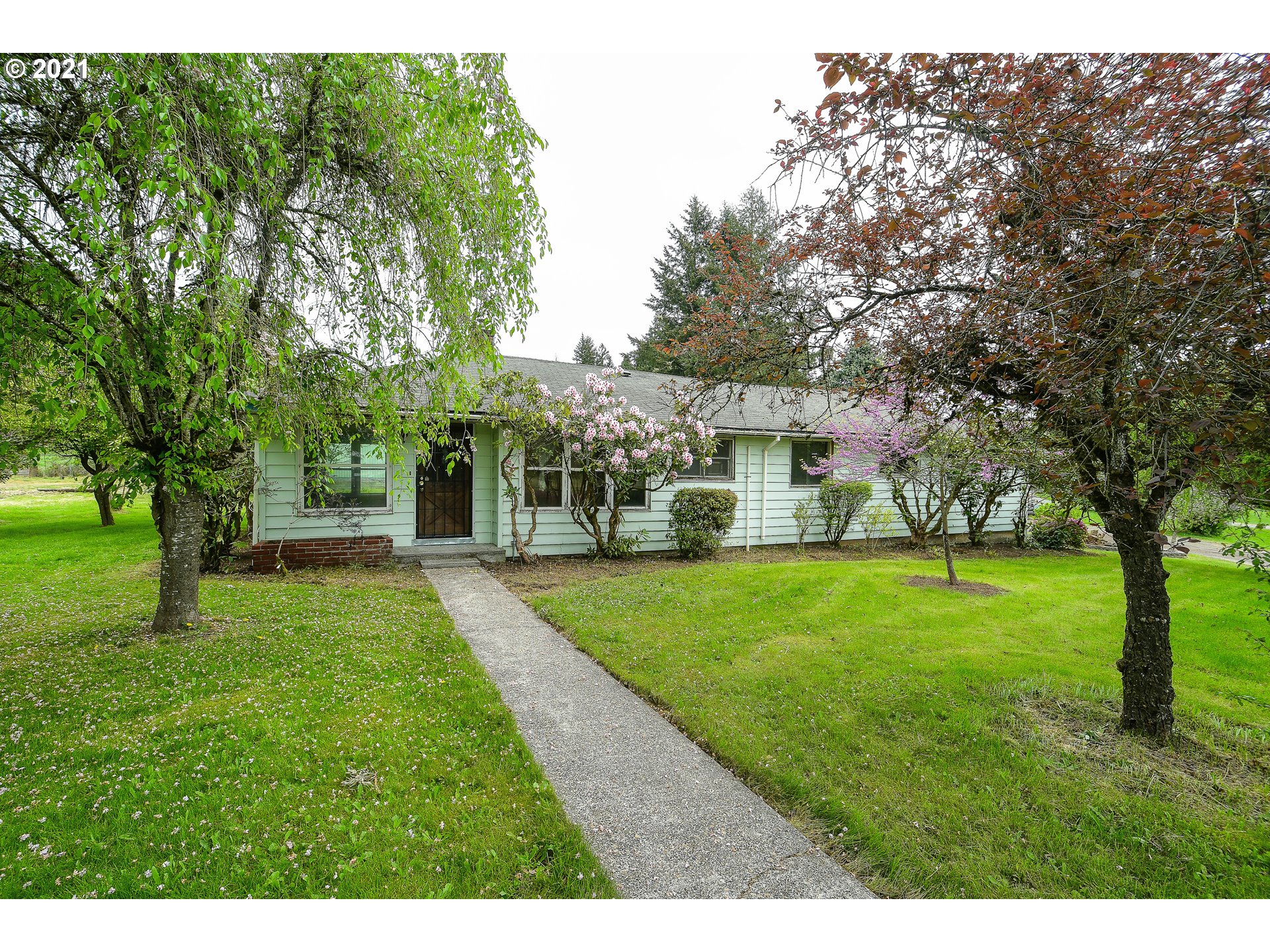 608 Northeast 194th Street Ridgefield, WA 98642 - Photo 2 of 30