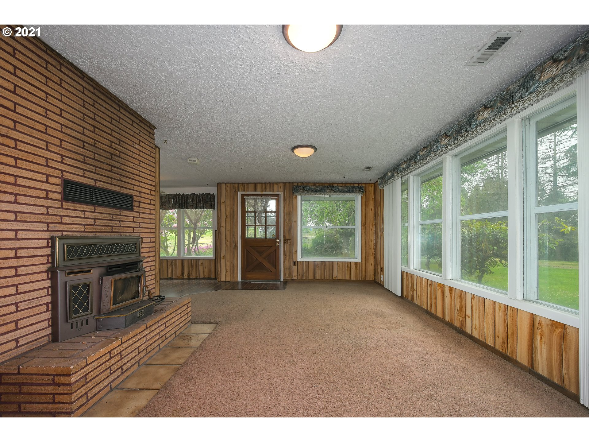 608 Northeast 194th Street Ridgefield, WA 98642 - Photo 4 of 30