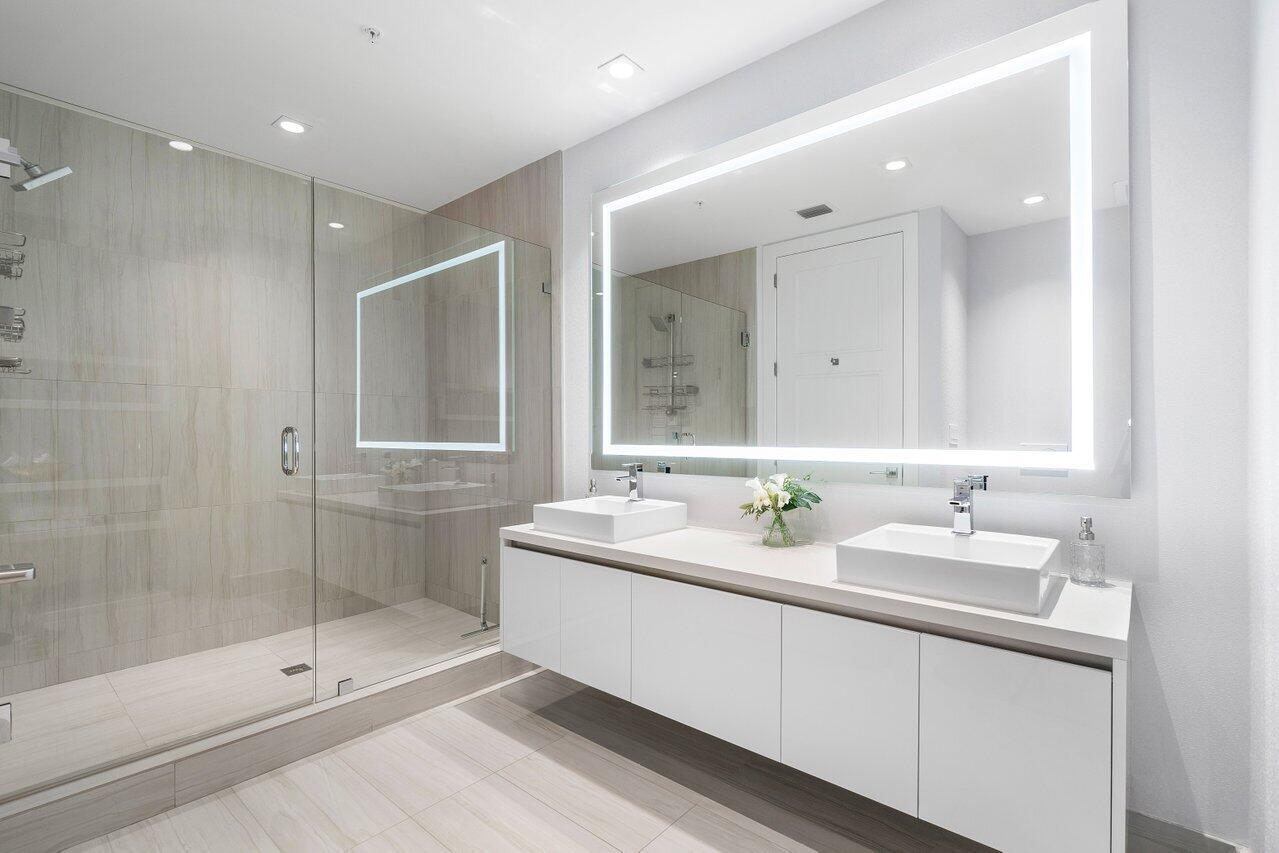 155 East Boca Raton Road, Unit TH2 Boca Raton, FL 33432 - Photo 18 of 63 044-155EastBocaRatonRoad-TH2-BocaRaton-F