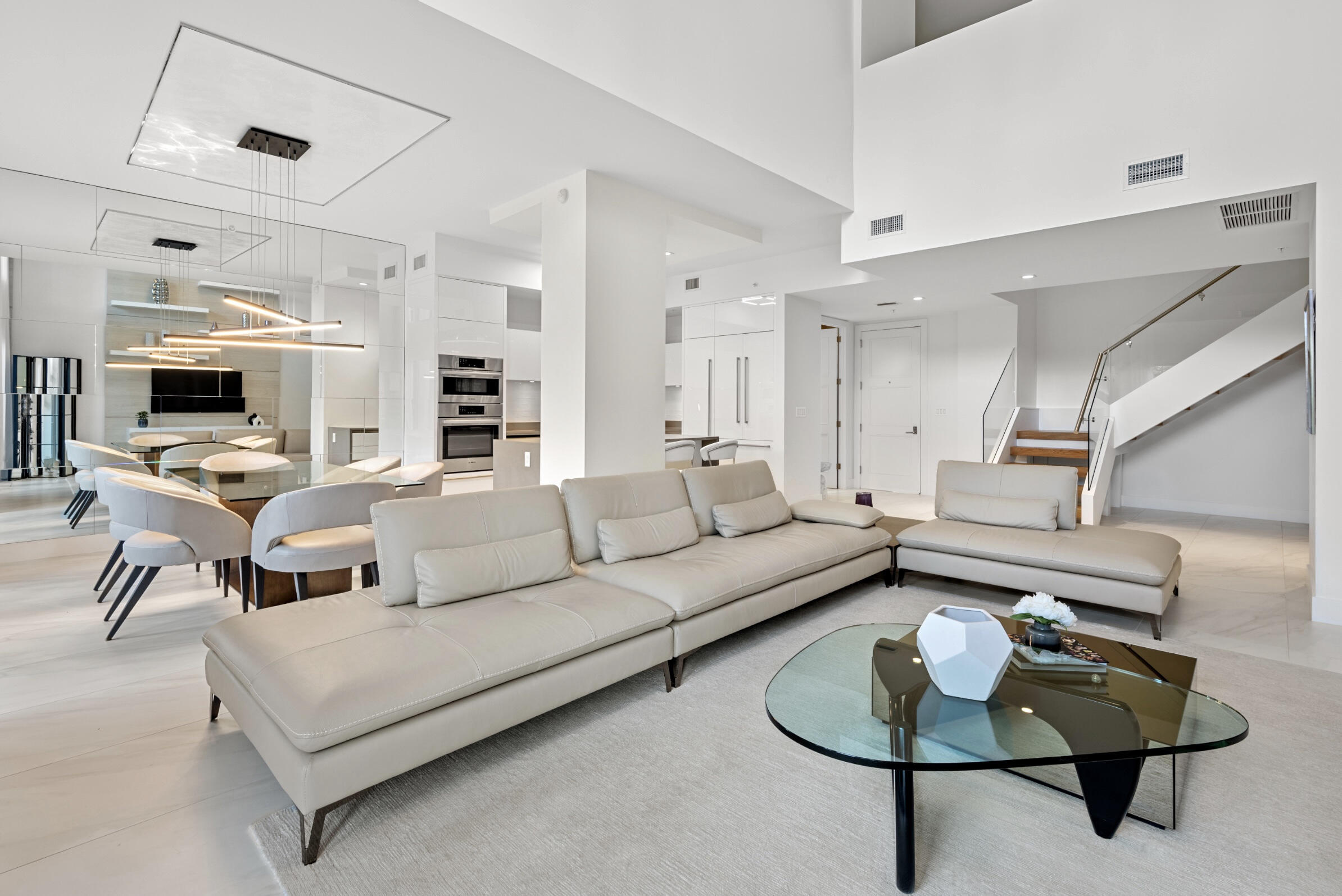 155 East Boca Raton Road, Unit TH2 Boca Raton, FL 33432 - Photo 2 of 63 DSC_7494