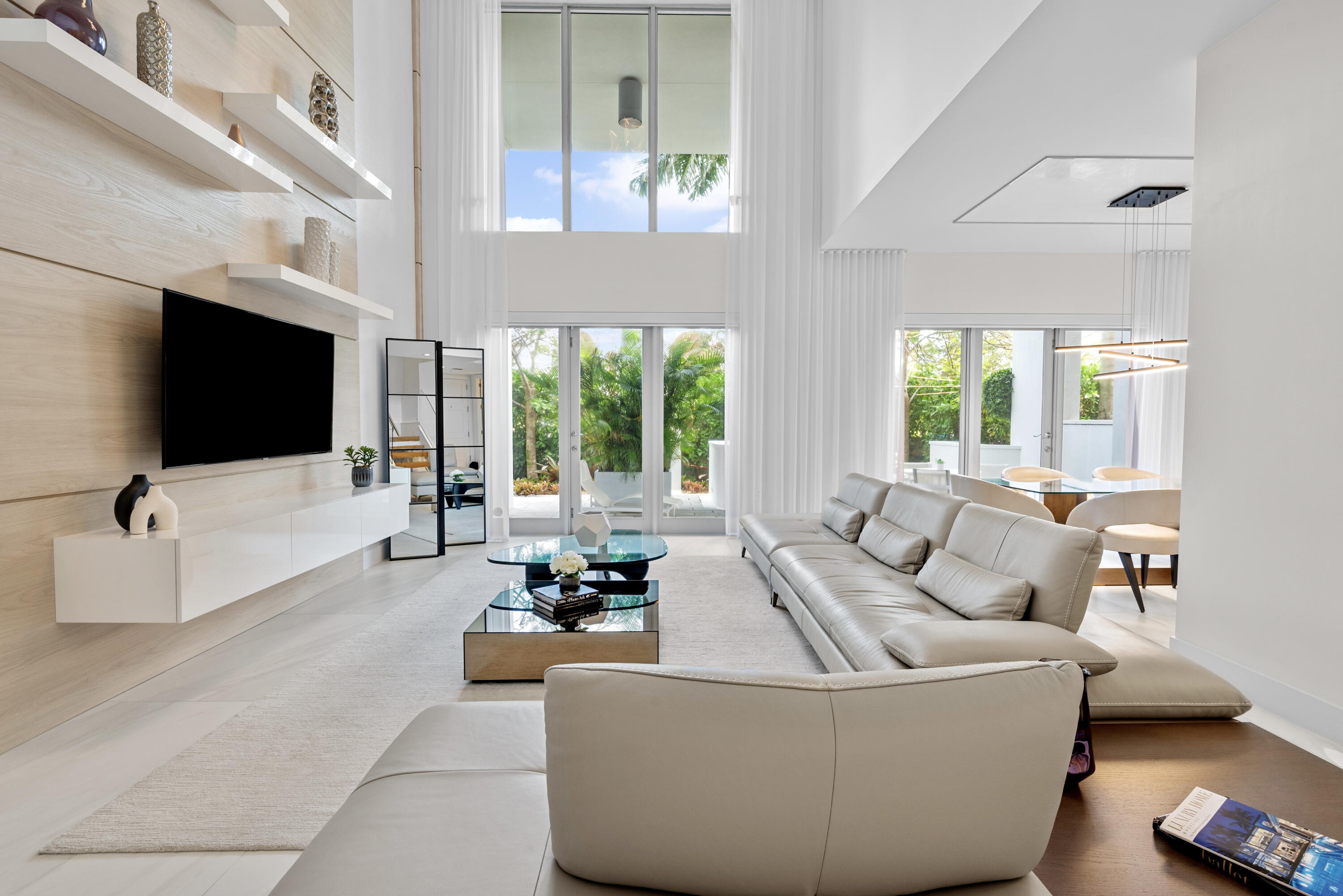 155 East Boca Raton Road, Unit TH2 Boca Raton, FL 33432 - Photo 3 of 63 DSC_7491