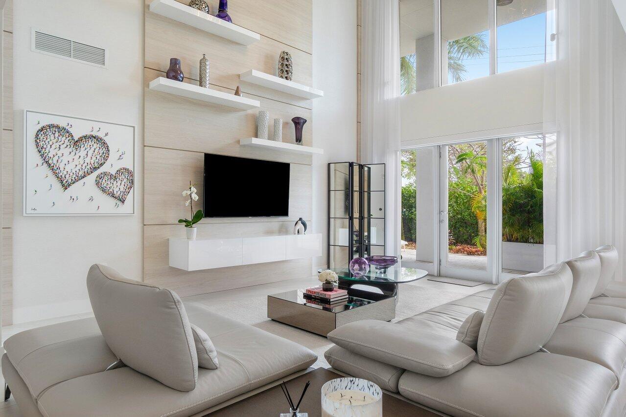 155 East Boca Raton Road, Unit TH2 Boca Raton, FL 33432 - Photo 4 of 63 013-155EastBocaRatonRoad-TH2-BocaRaton-F