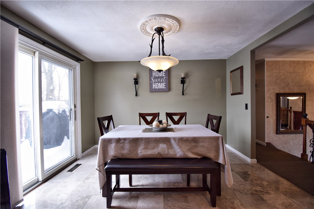 215 Rutland Street Cranston, RI 02920 - Photo 10 of 26 Gallery Image 10