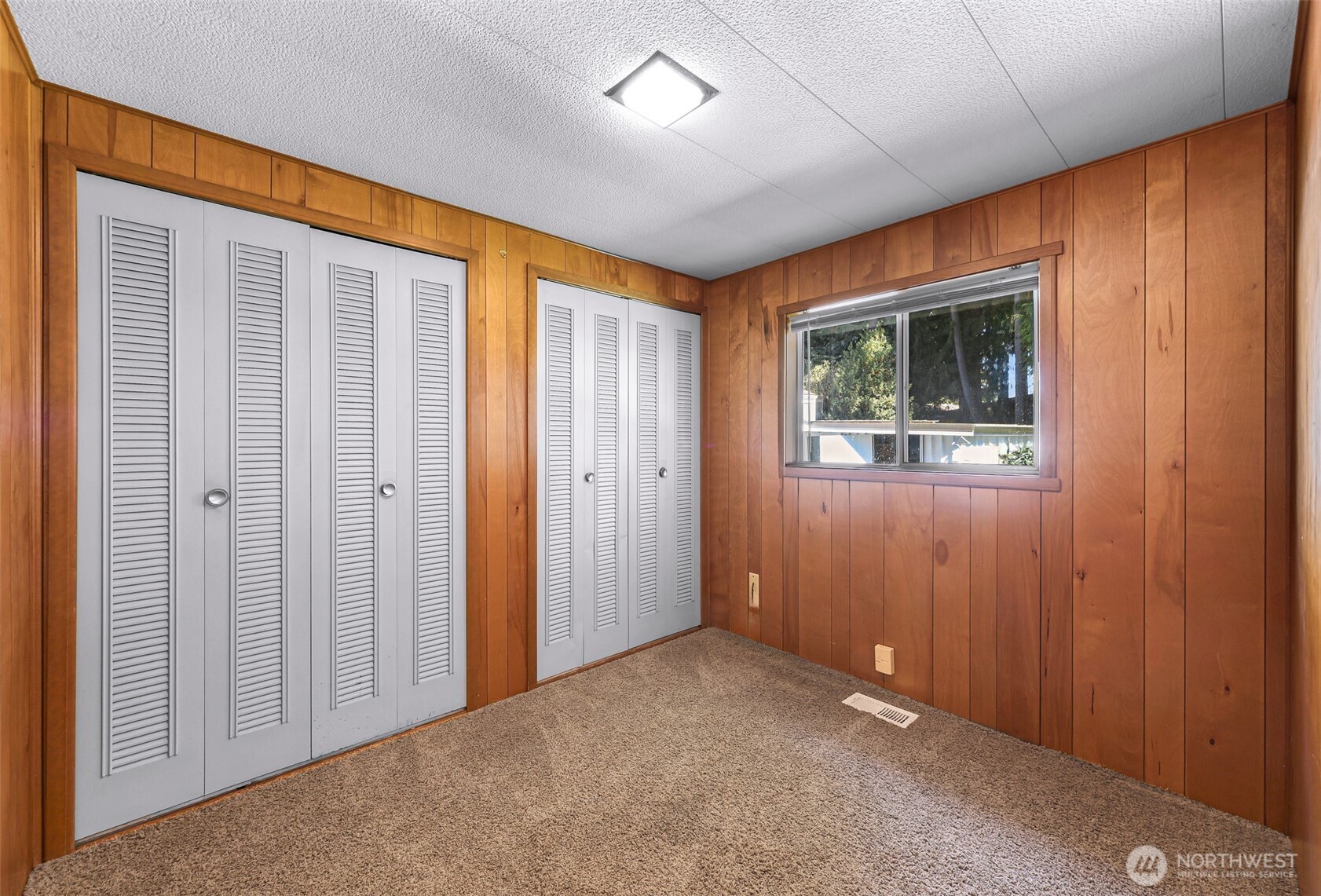 9403 Pierce Lane, Unit 1 Sedro-Woolley, WA 98284 - Photo 22 of 30 a view of livingroom with an entryway