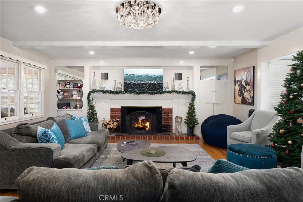 2964 Lombardy Road Pasadena, CA 91107 - Photo 13 of 69