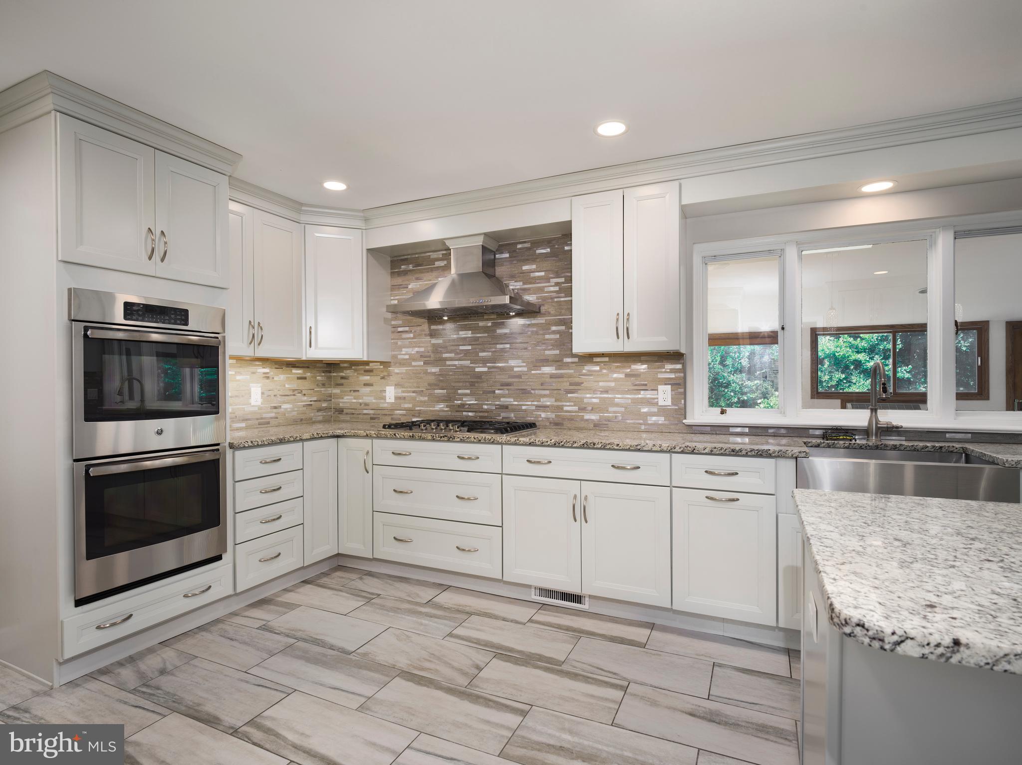 1024 Walsh Lane Narberth, PA 19072 - Photo 14 of 39 Kitchen with dual ovens