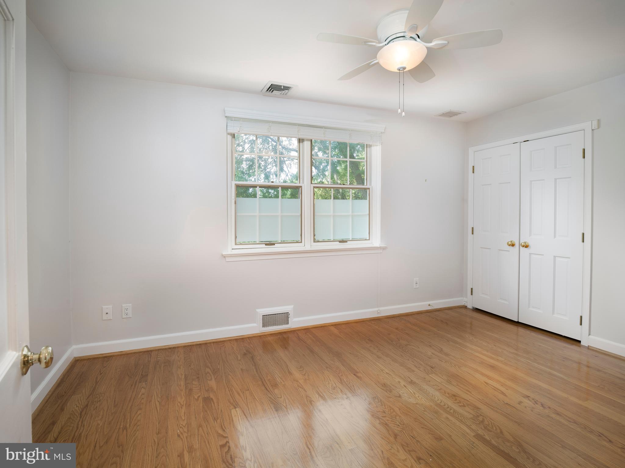 1024 Walsh Lane Narberth, PA 19072 - Photo 23 of 39 Guest bedroom