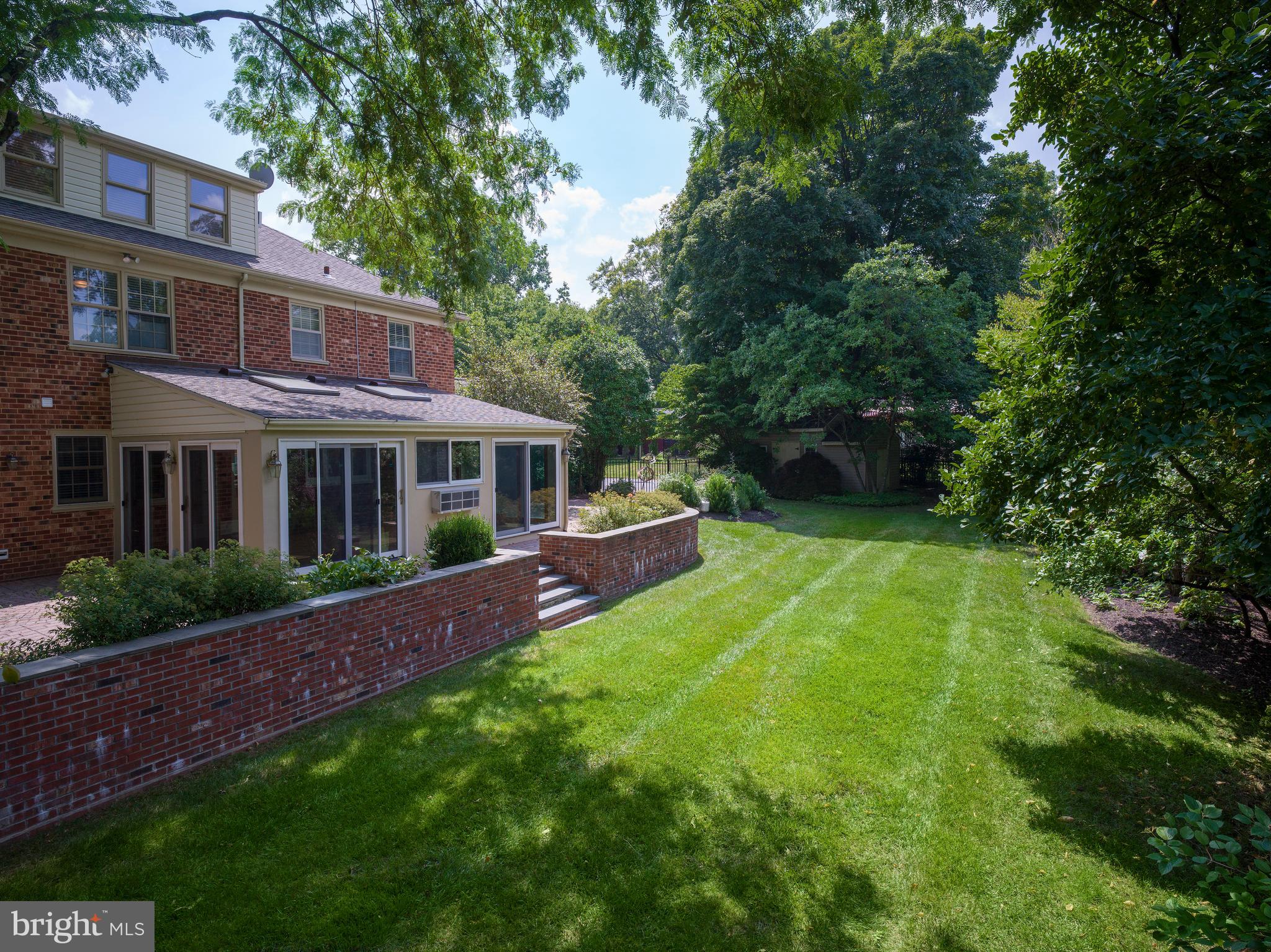 1024 Walsh Lane Narberth, PA 19072 - Photo 35 of 39 Exterior yard