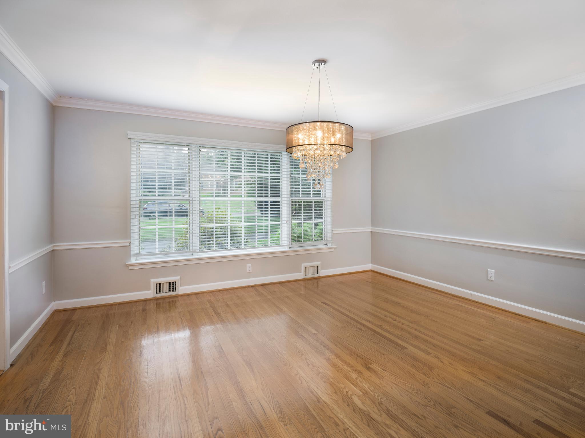1024 Walsh Lane Narberth, PA 19072 - Photo 8 of 39 Dining room
