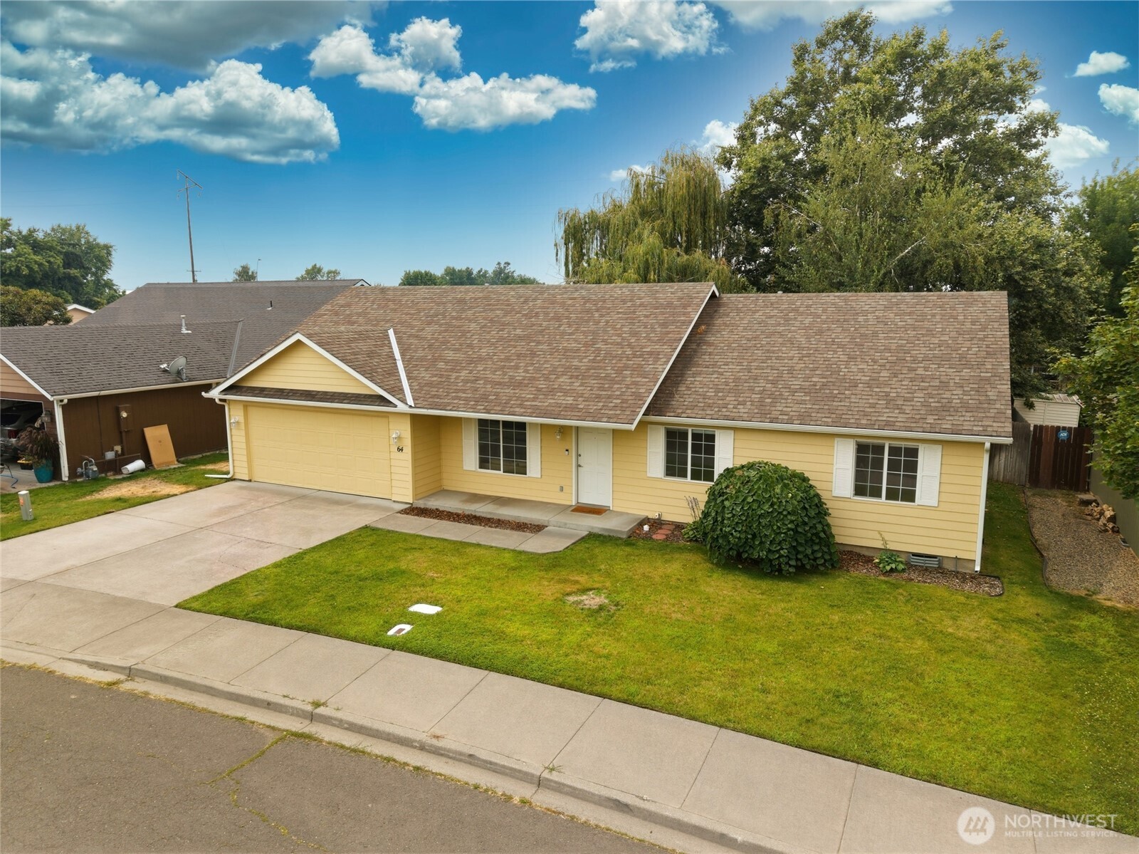 64 Talon Loop Walla Walla, WA 99362 - Photo 1 of 34