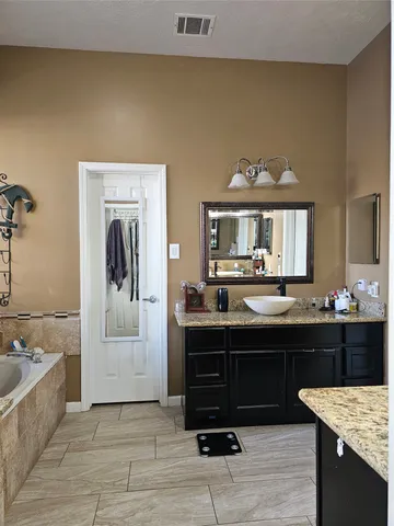 $2,300 | 14043 Wheatbridge Drive, Houston, TX 77041