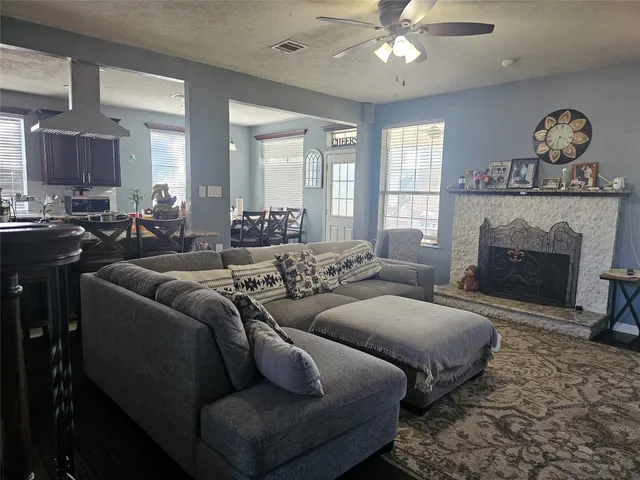 $2,300 | 14043 Wheatbridge Drive, Houston, TX 77041