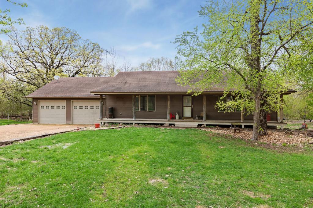 704 Ridge Road Henderson, MN 56044 - Photo 1 of 1