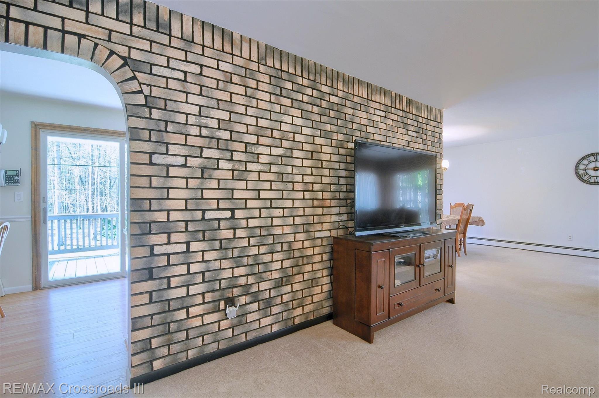40425 Harris Road Belleville, MI 48111 - Photo 6 of 32 10-Great-Room-3rd-View.jpg