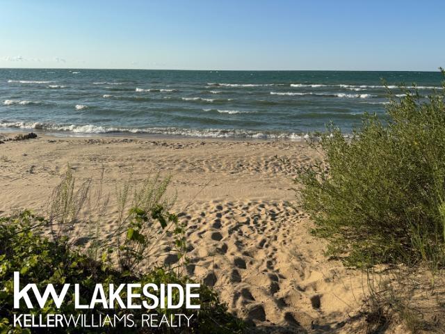 4943 Port Austin Road Caseville, MI 48725 - Photo 21 of 24 50151197-747b2fa3-9bf7-46d5-8c55-018990f62b54.JPG