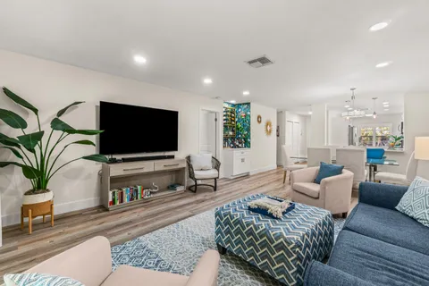 $69,500 | 10 Southport Lane, Unit F, Boynton Beach, FL 33436