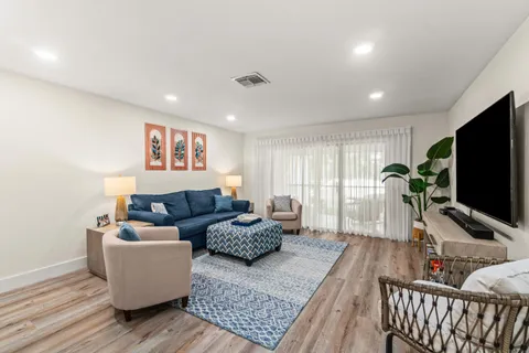 $69,500 | 10 Southport Lane, Unit F, Boynton Beach, FL 33436