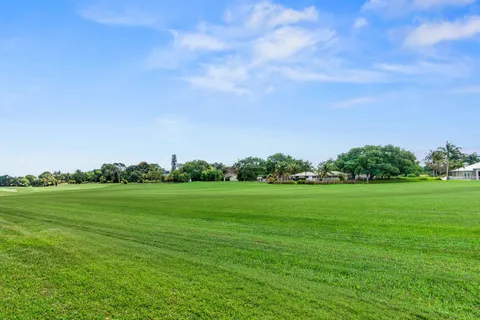 $69,500 | 10 Southport Lane, Unit F, Boynton Beach, FL 33436