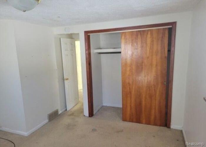 1735 Pierce Road Lansing, MI 48910 - Photo 16 of 22