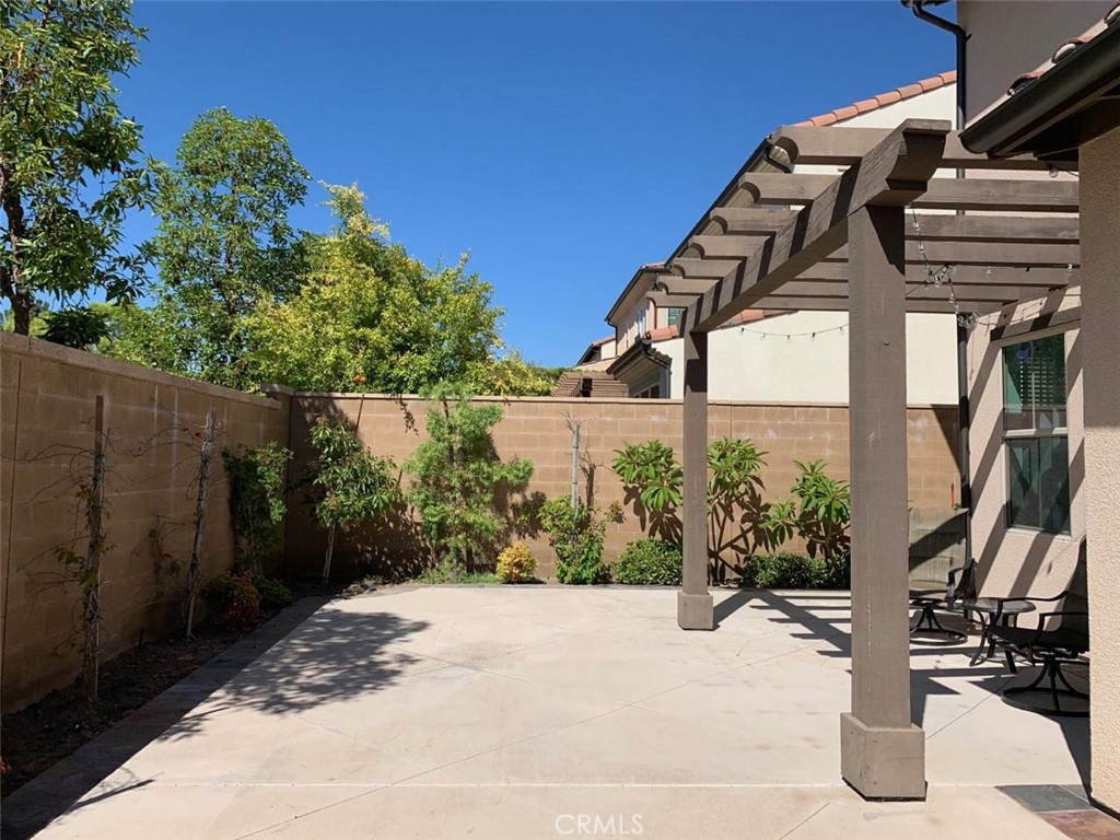 85 Sedgewick Irvine, CA 92620 - Photo 2 of 6