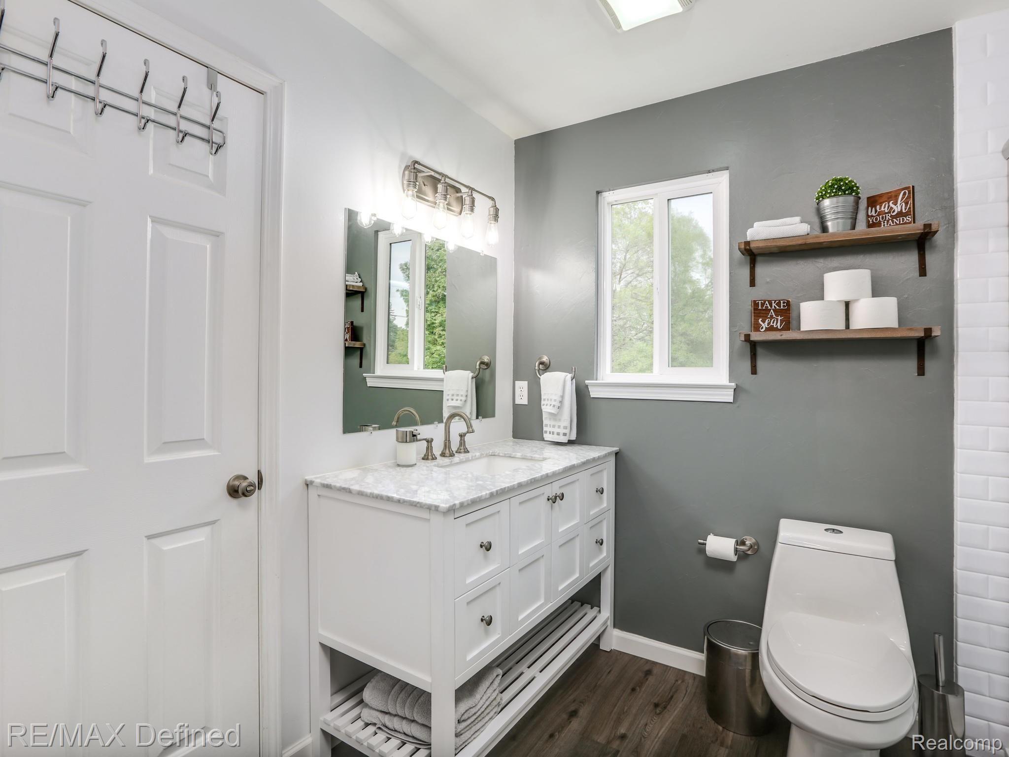 2989 Gravel Ridge Drive Rochester, MI 48307 - Photo 15 of 31 2989 Gravel Ridge Dr Rochester-027-021-2989 Gravel Ridge Drive-MLS_Size.jpg