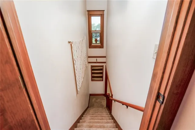 $619,500 | 3386 Linn Road, Perry, KS 66073