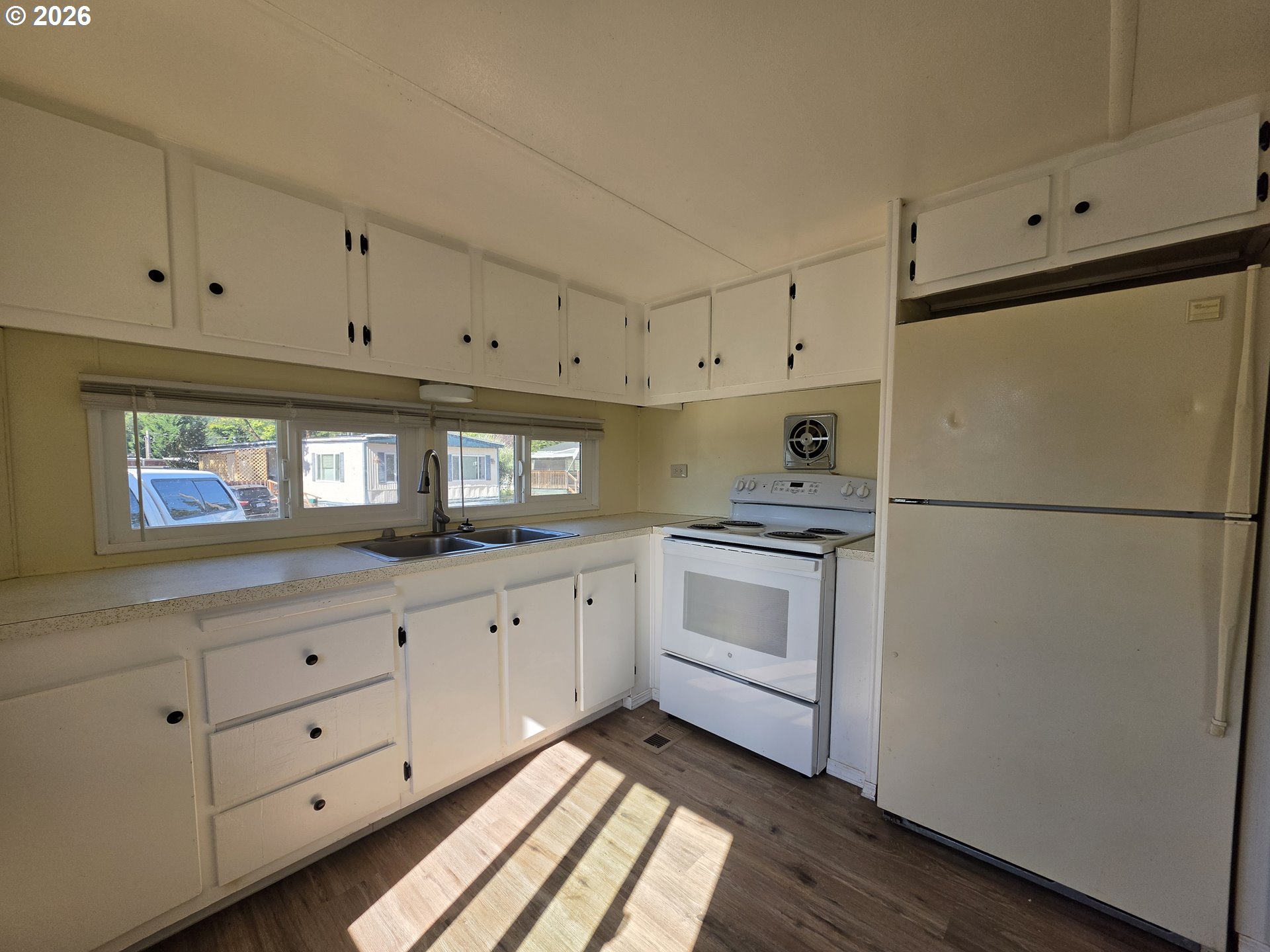 76332 Rainbow Road, Unit 43B Oakridge, OR 97463 - Photo 5 of 11