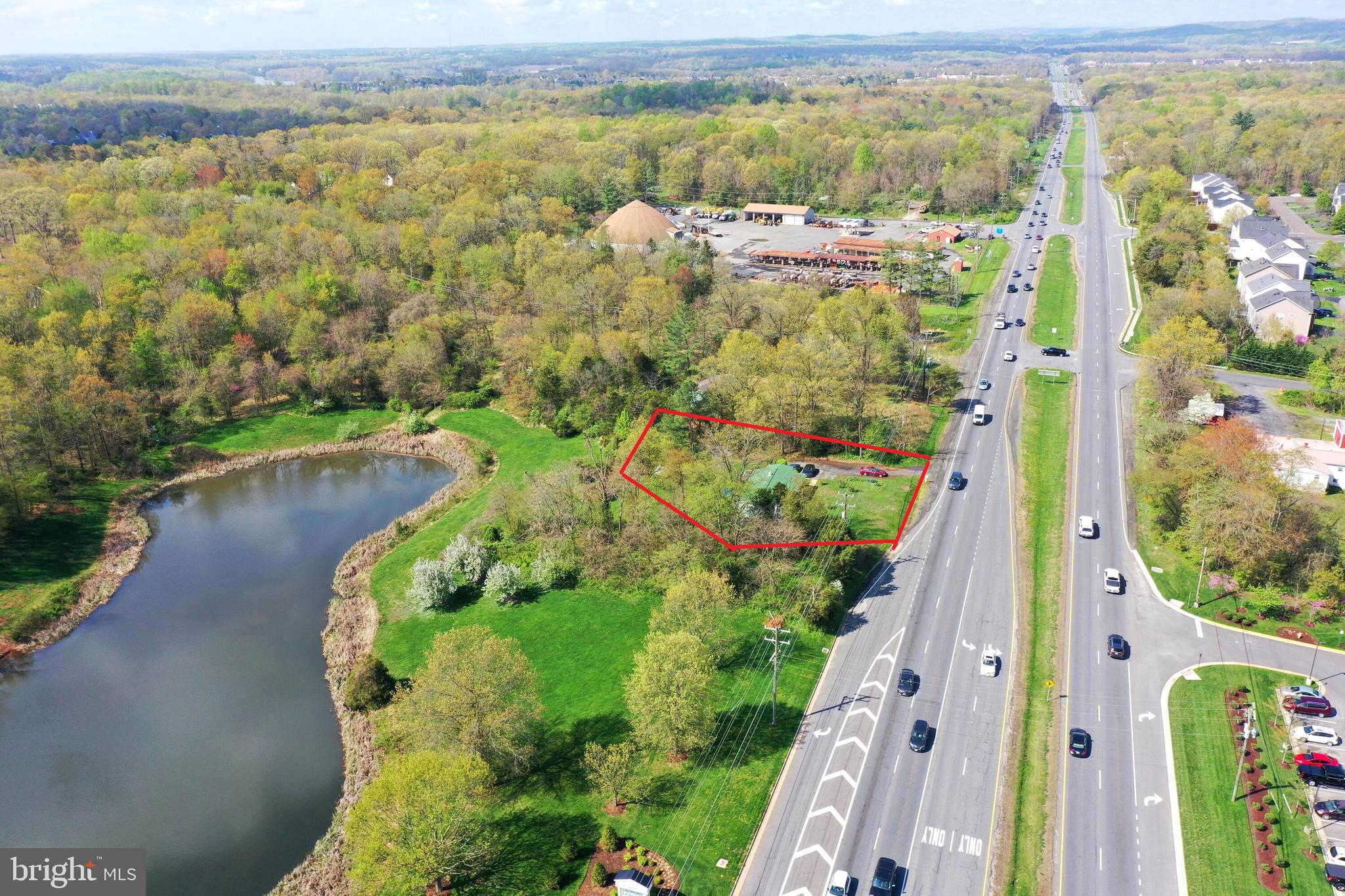 14809 Lee Highway Gainesville, VA 20155 - Photo 2 of 3 a view of a lake with a mountain