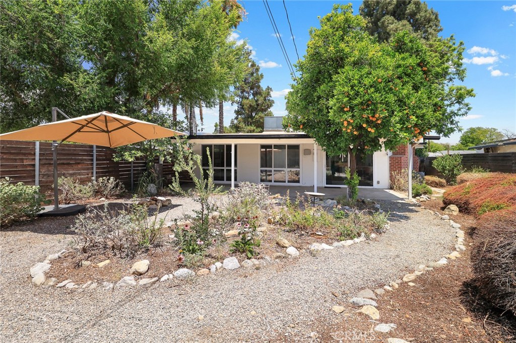 271 Greentree Road Upland, CA 91786 - Photo 31 of 38