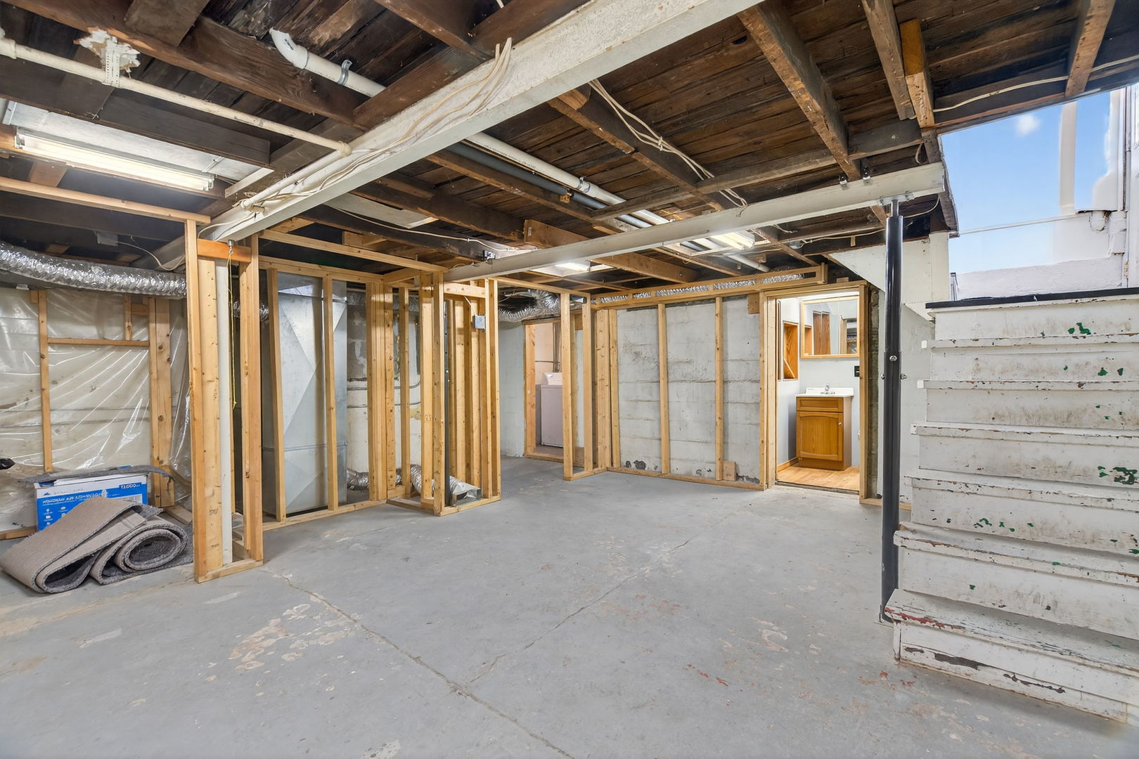 525 Byron Street Wilmington, IL 60481 - Photo 12 of 19 a view of room with an empty space