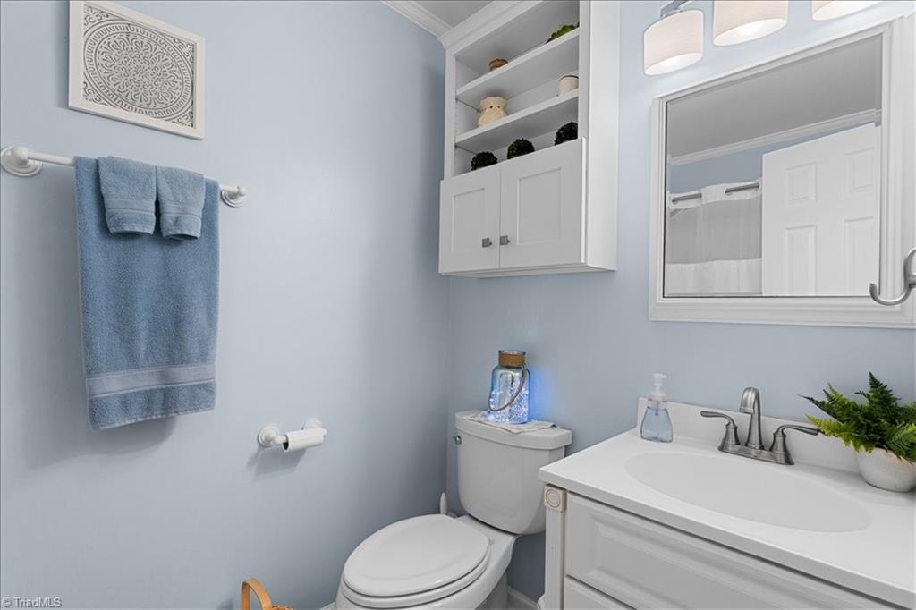 303 Northridge Road Jamestown, NC 27282 - Photo 22 of 36