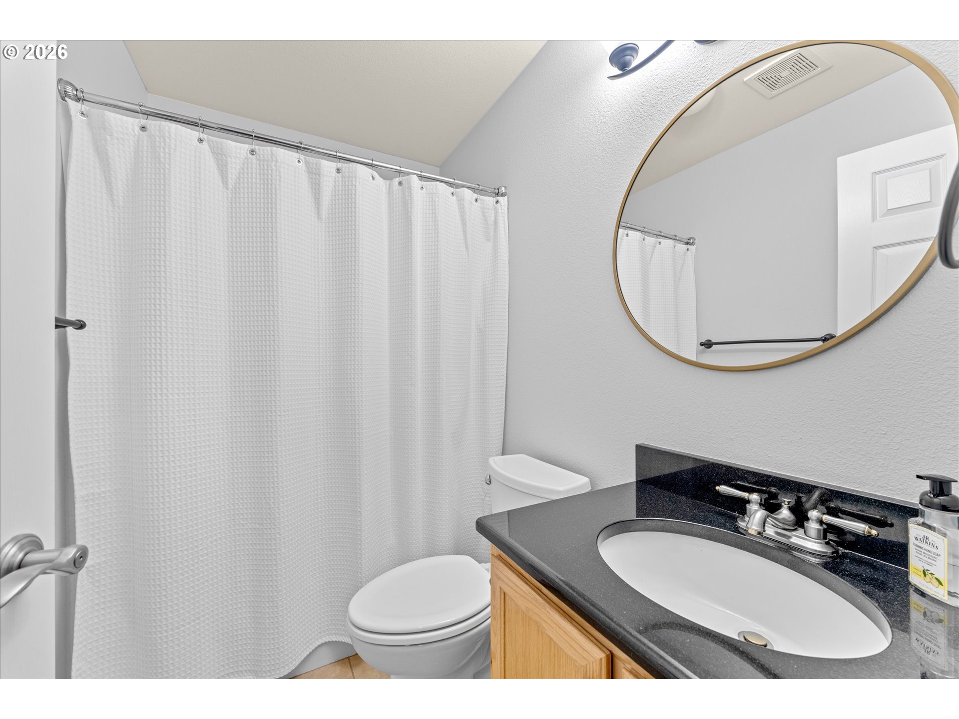 18718 Southwest 91st Terrace Tualatin, OR 97062 - Photo 23 of 44