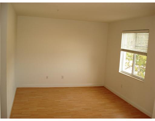 604 Northwest 38th Circle, Unit 604 Boca Raton, FL 33431 - Photo 4 of 12 Living Room