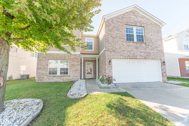 $2,400 | 2977 Sentiment Lane, Greenwood, IN 46143