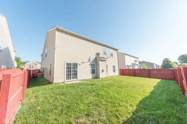 $2,400 | 2977 Sentiment Lane, Greenwood, IN 46143