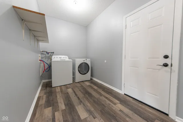 $2,400 | 2977 Sentiment Lane, Greenwood, IN 46143