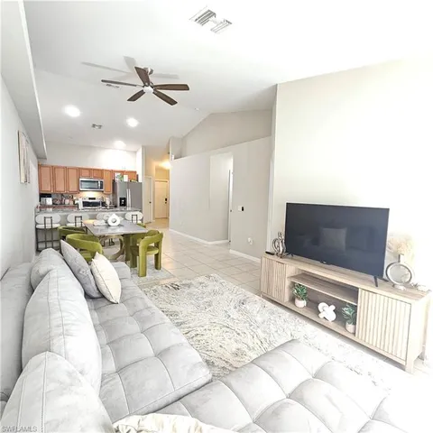 $1,200 | 2020 Northeast 6th Street, Cape Coral, FL 33909