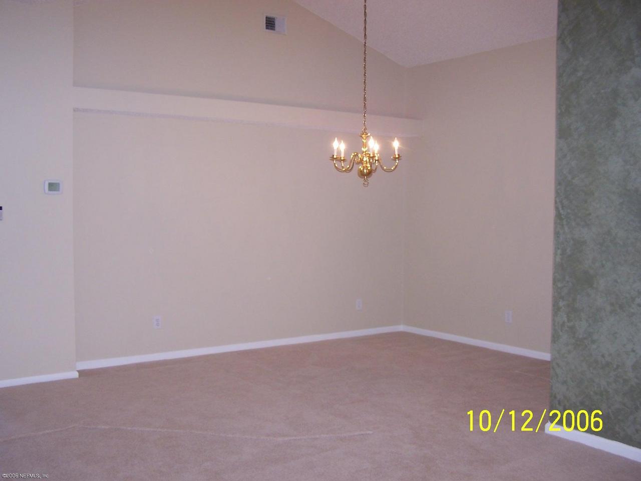 9684 Pritmore Road Jacksonville, FL 32257 - Photo 6 of 11 Dining