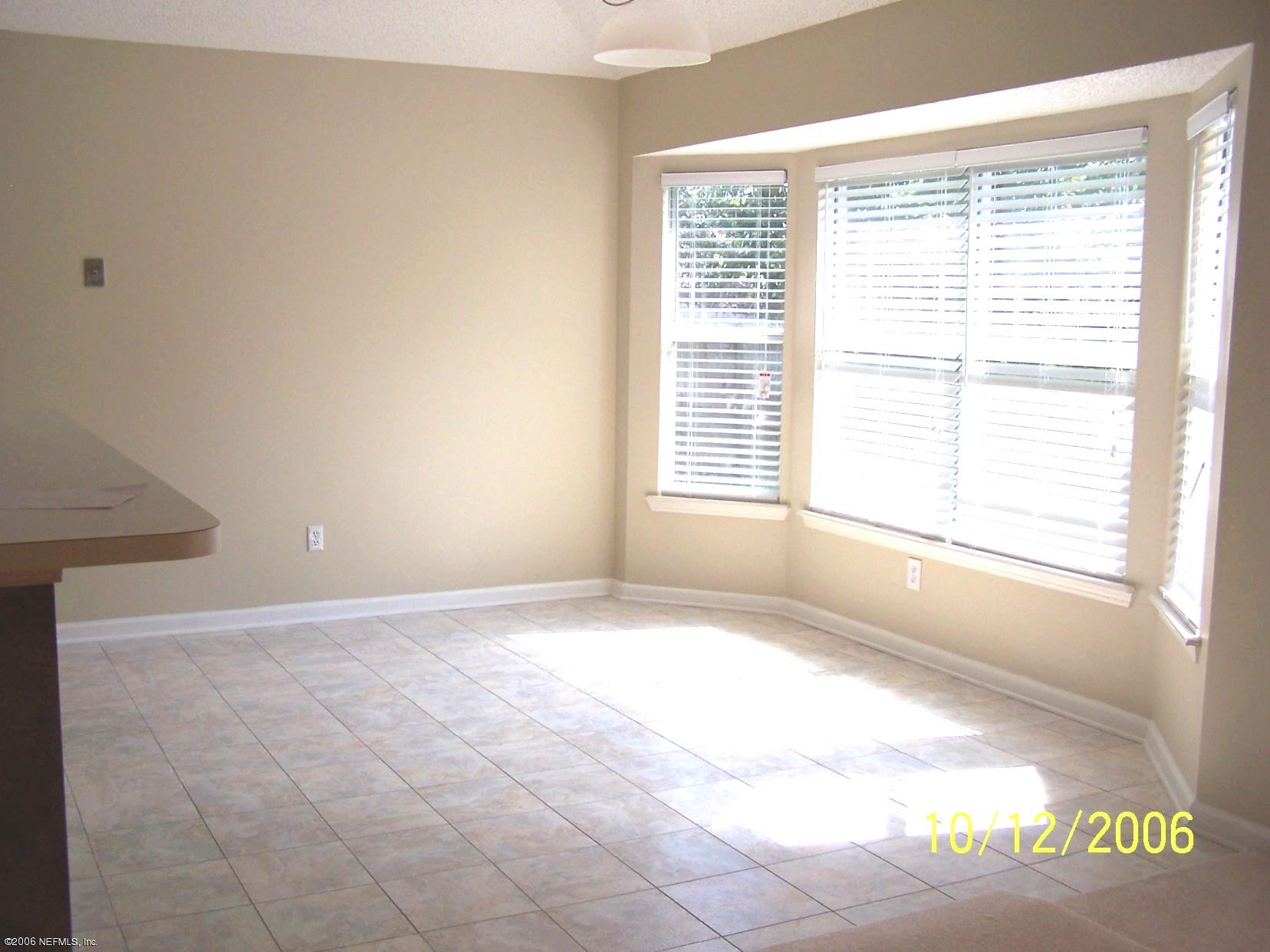 9684 Pritmore Road Jacksonville, FL 32257 - Photo 7 of 11 Breakfast nook