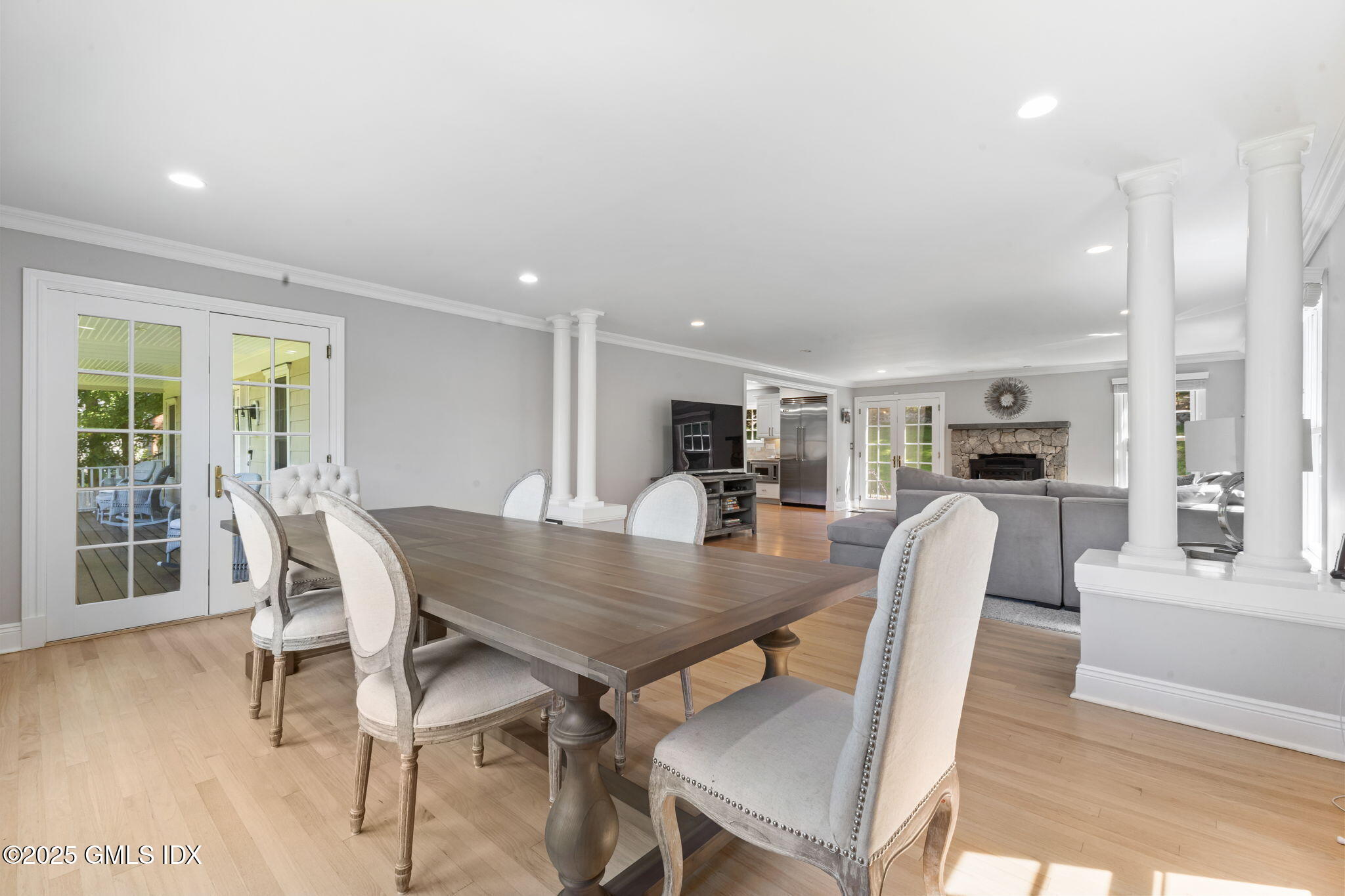 279 East Middle Patent Road Greenwich, CT 06831 - Photo 8 of 23 Family Room to Kitchen