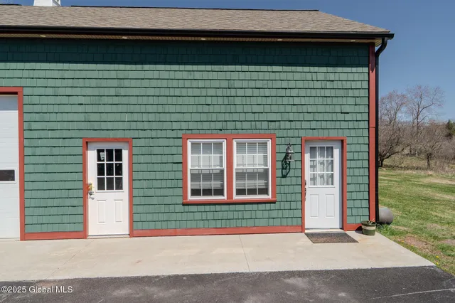 $2,250 | 52 Rte 65A, Unit 2, Windham, NY 12439