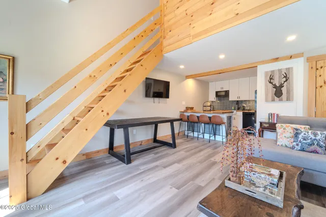 $2,250 | 52 Rte 65A, Unit 2, Windham, NY 12439