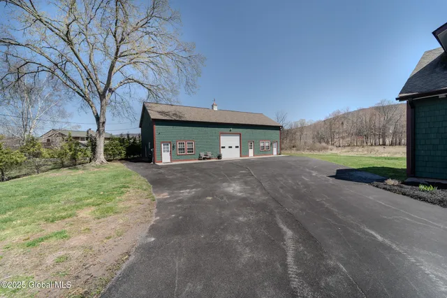 $2,250 | 52 Rte 65A, Unit 2, Windham, NY 12439