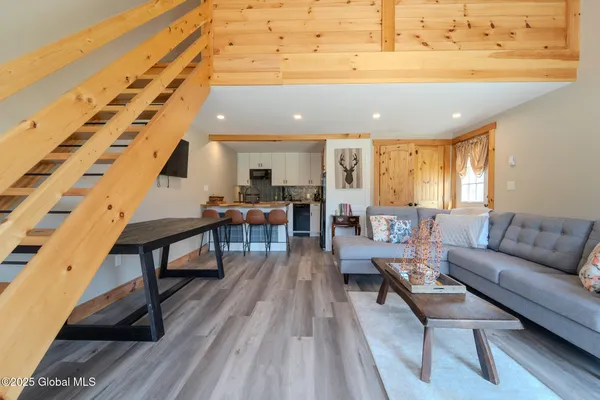 $2,250 | 52 Rte 65A, Unit 2, Windham, NY 12439